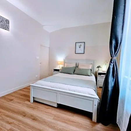 Oasis Parfumee 4 Couchages Au Coeur De Wifi Apartment Grasse